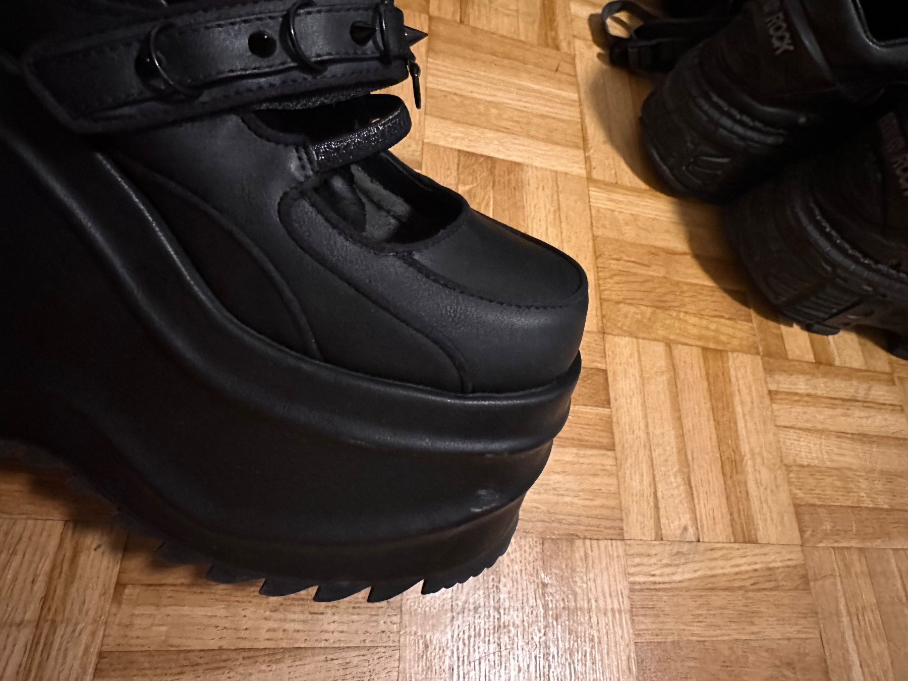 Demonia Damenschuhe: Demonia WAVE-48 – Neu und originalverpackt aus Sion von yun_f76t 3