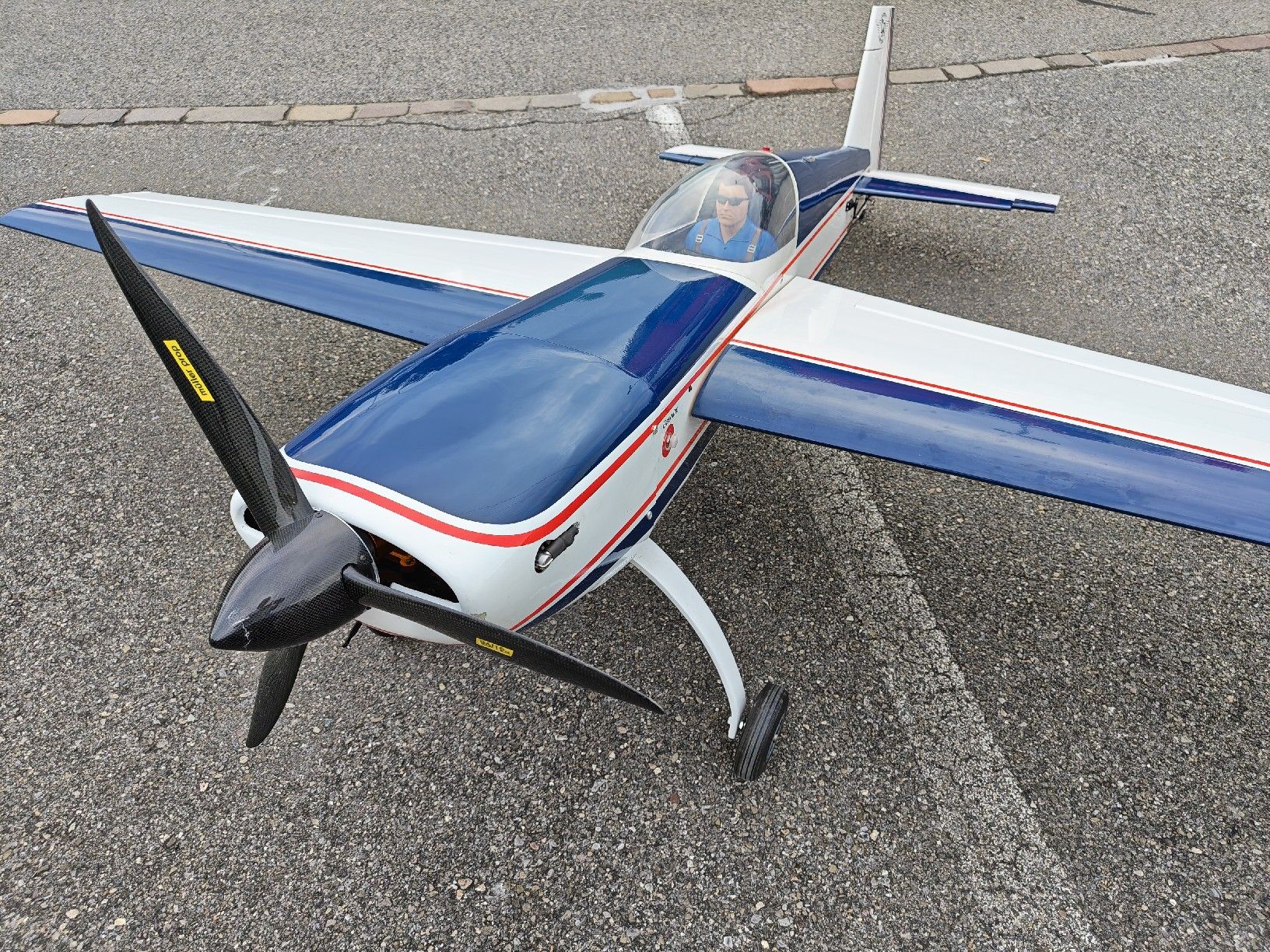 RC Modellbau: RC Kunstflugzeug Extra 260 – Gebraucht aus Kallern von Slobsen 1