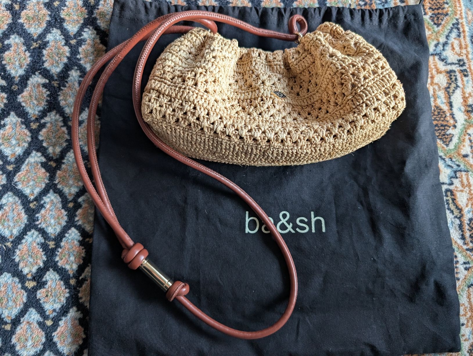 Ba&Sh Borse da donna: Ba&sh Raffia Bag - Summer Essential. New Condition! – Nuovo (secondo la descrizione) da Glis venduto da livespringly 6