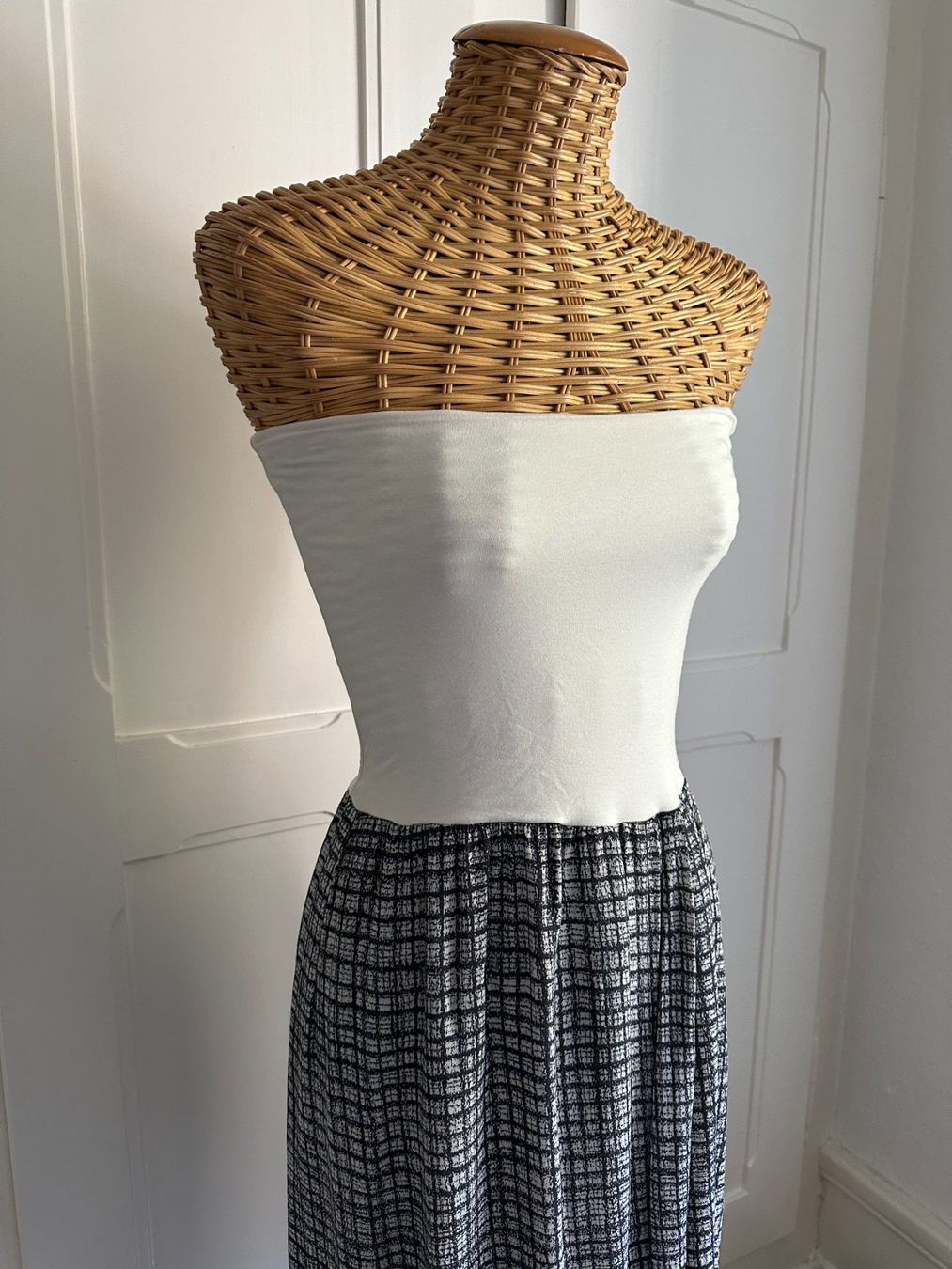 Vestiti: TRANSIT PAR SUCH - Bustier-Kleidchen mit Seide S – Usato da Zürich venduto da Diazaio 1