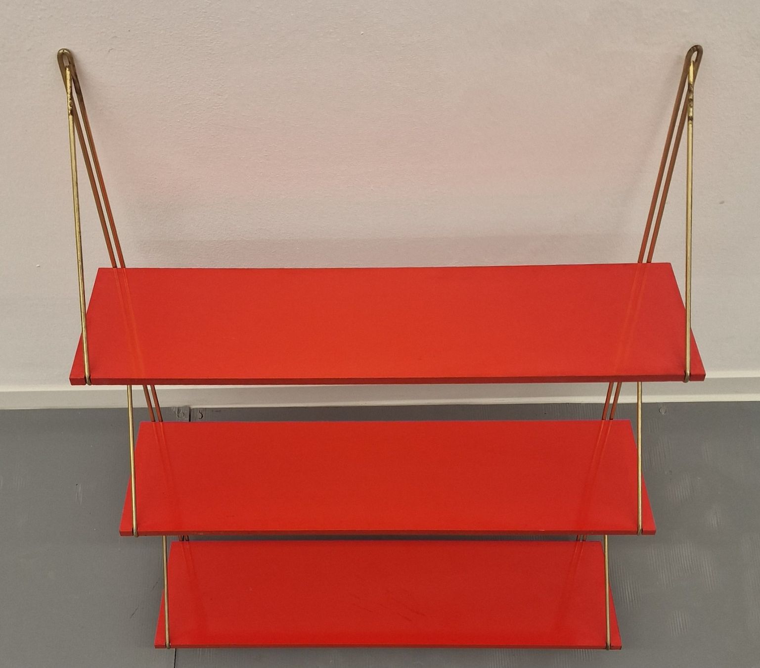 Scaffali: MCM Vintage Design, Stringregal, Metall, 3 Tablare, 1960er – Usato da St. Gallen venduto da chambredirecte 7
