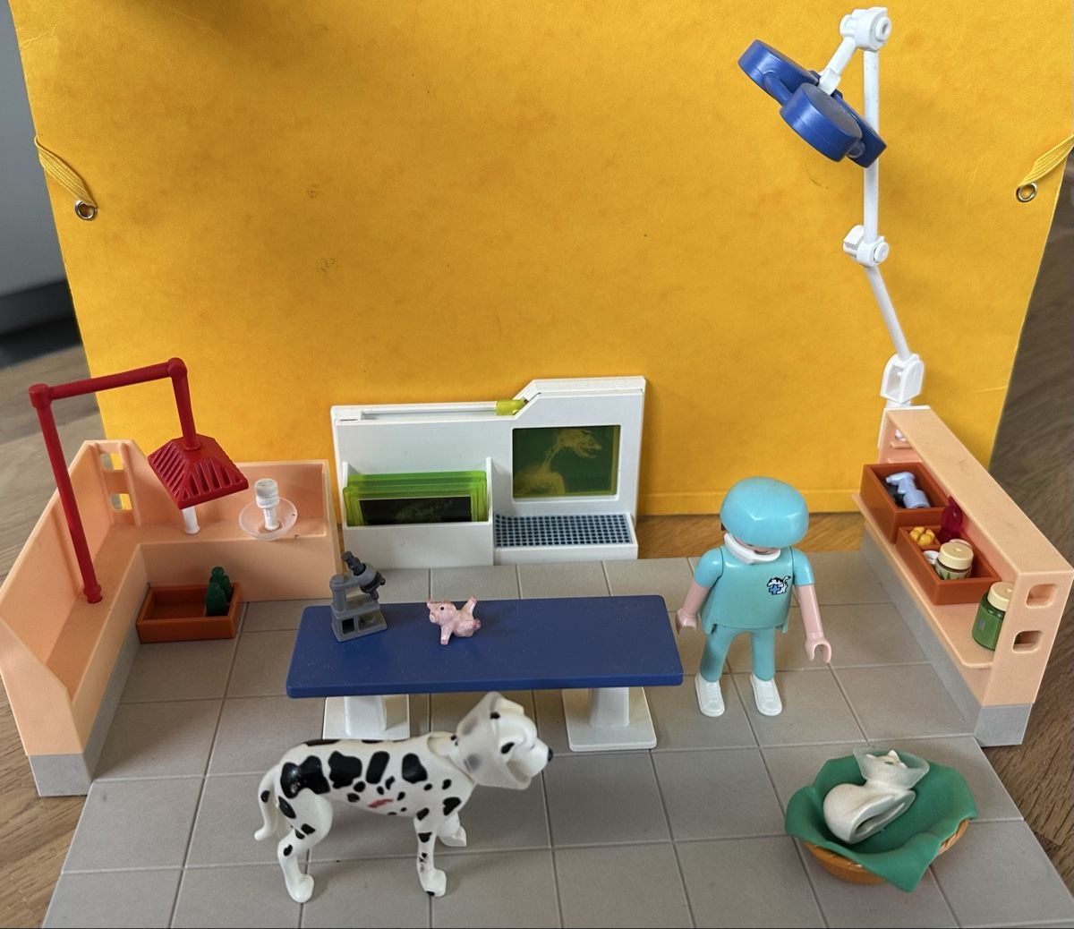 Playmobil Giocattoli: Playmobil Tierarztpraxis – Usato da steffisburg venduto da Corinne02