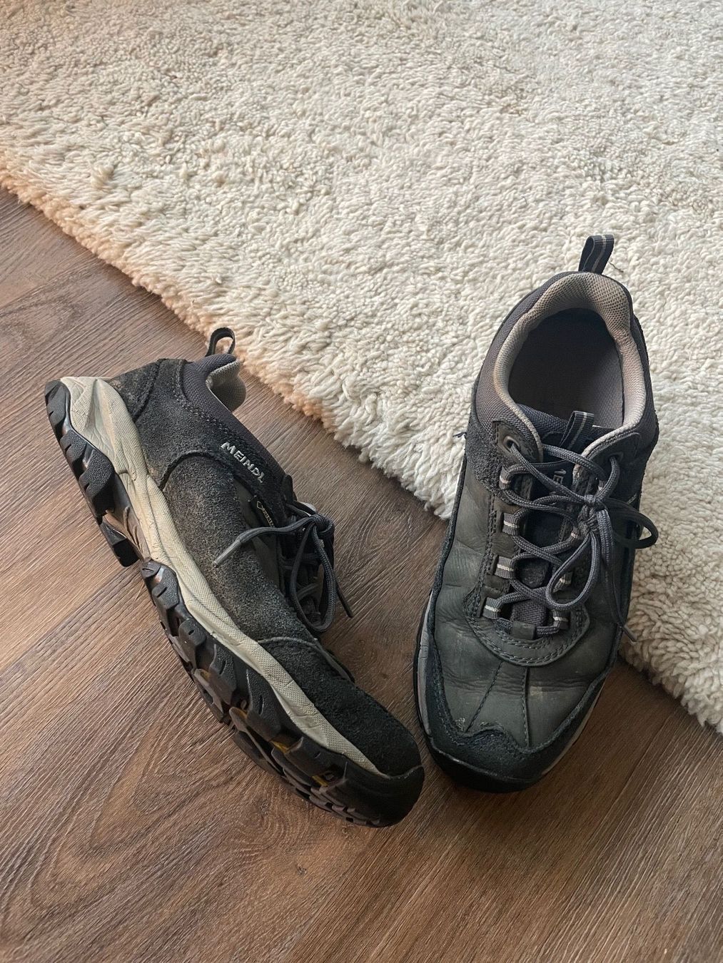 Meindl Scarpe per ragazzi: Trekking-/ Wanderschuhe MEINDL Goretex Gr. 7 – Nuovo (secondo la descrizione) da Lenzburg venduto da PriskaLui 1