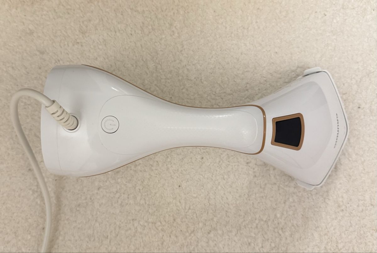 Grundig Fers à repasser: Dampfglätter/Steamer Grundig – D'occasion à Solothurn par atejes 1