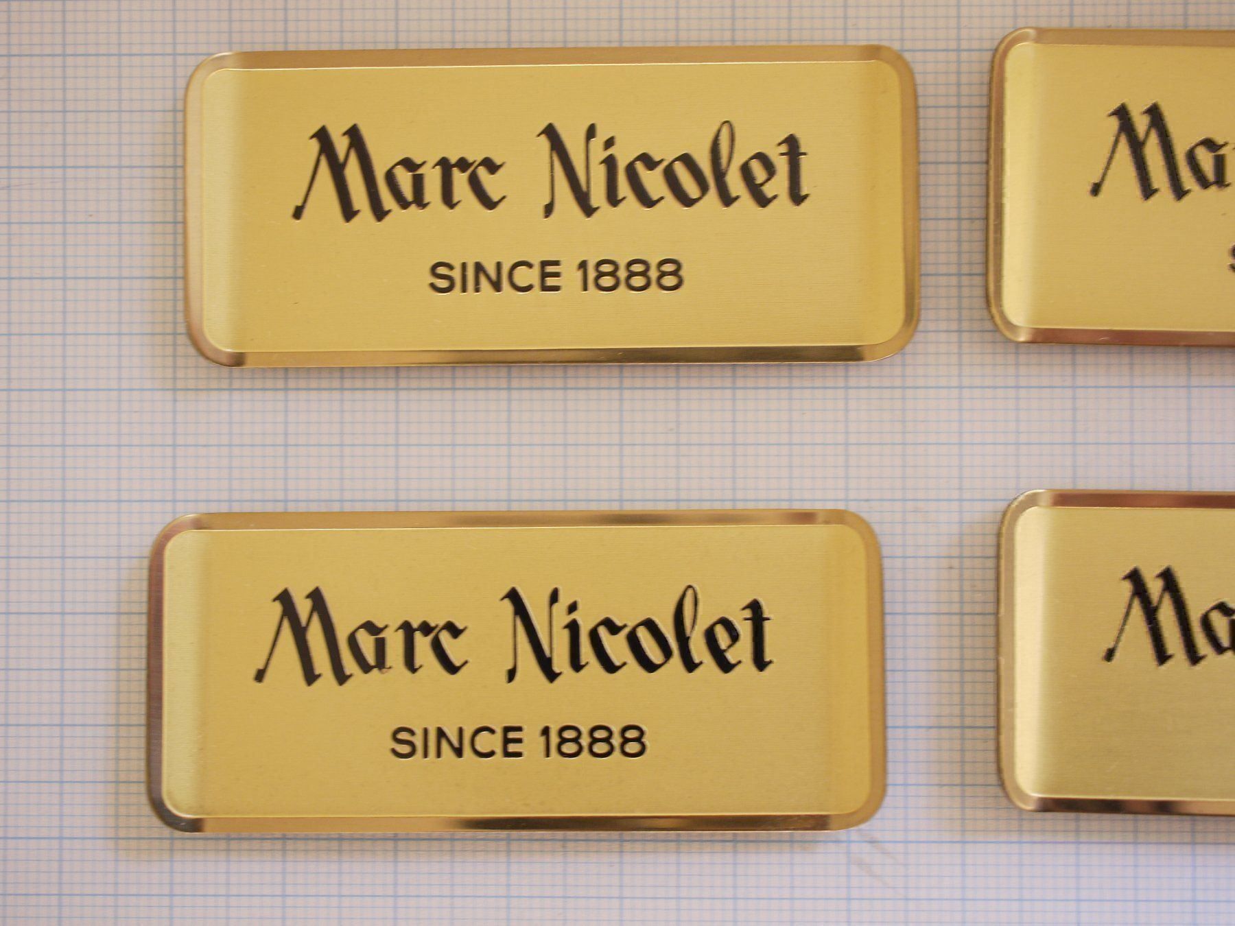 Schilder: Marc Nicolet Display Schild Lot – Gebraucht aus Gross von Retro20 1