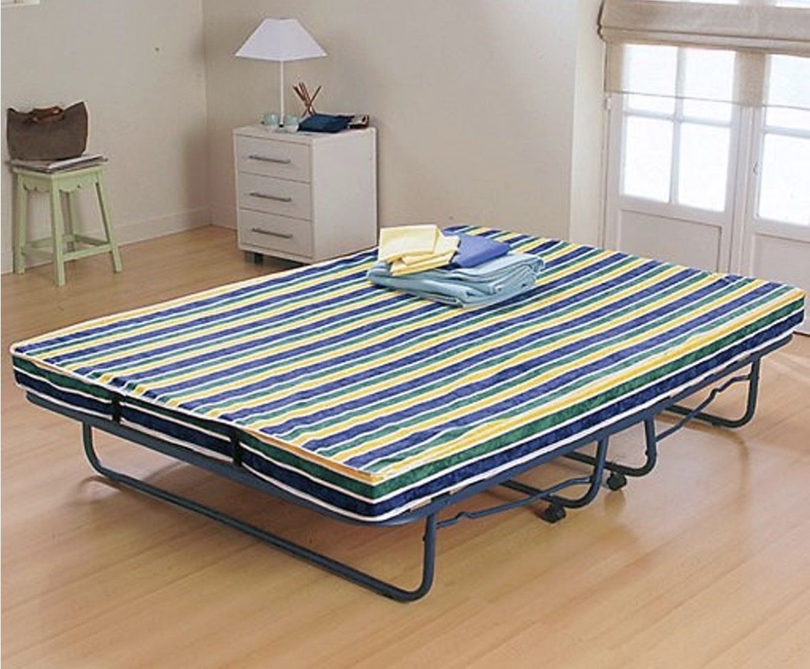 La Redoute Betten: Folding bed with mattress, 140x200cm, good condition – Gebraucht aus Buchs ZH von Katia.K