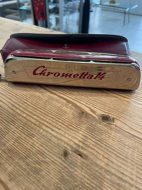 Hohner Musikinstrumente: Chrometta 14 - Hohner Mundharmonika – Gebraucht aus Neuhausen am Rheinfall von galleria13 1