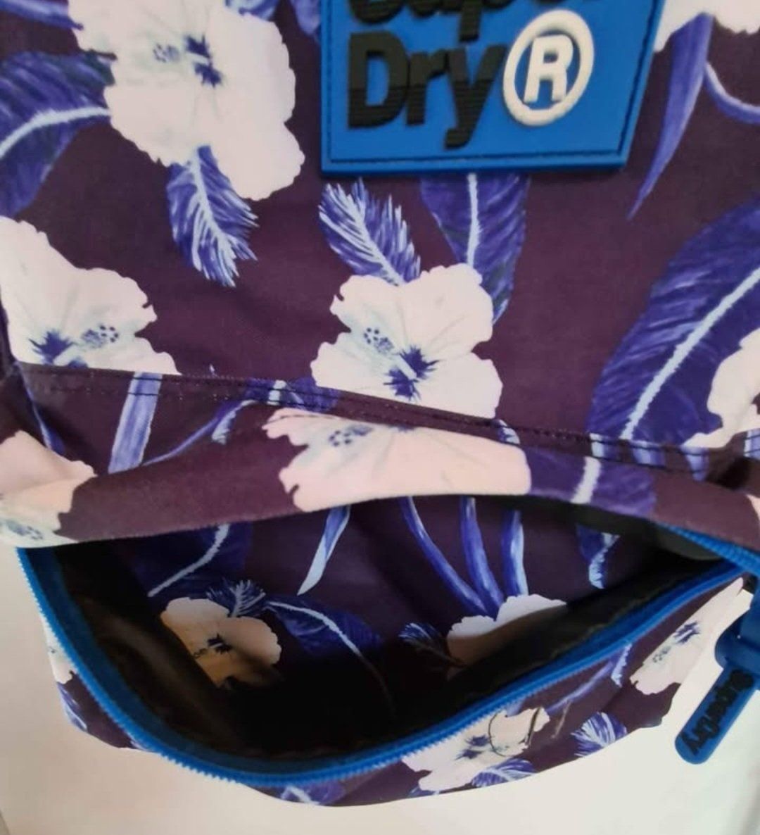 Superdry Zaini: Superdry Rucksack - floral – Usato da Wimmis venduto da sal_rj9j 4