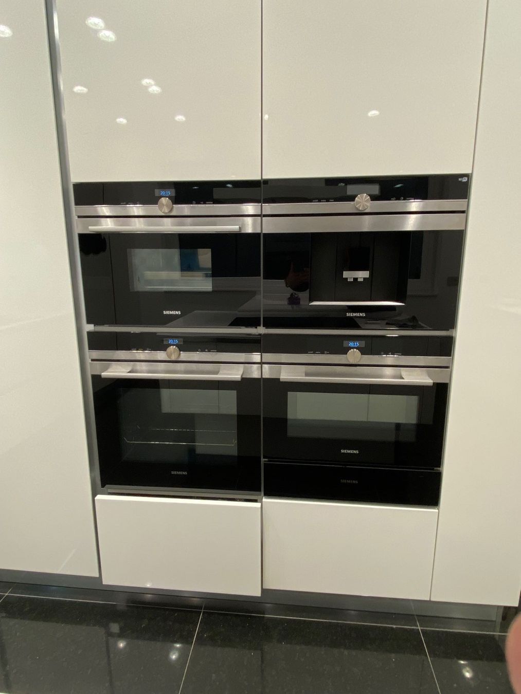 Siemens Elettrodomestici da cucina: Siemens Küchengeräte Einbau-Set – Usato da Vico Morcote venduto da Wurzeli64