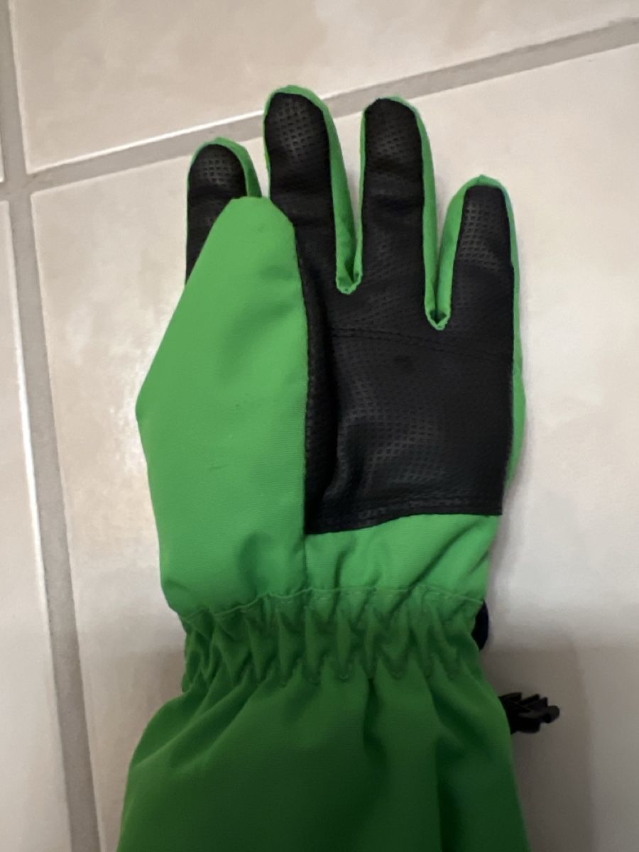 Kinderhandschuhe: Trollkids Handschuhe Gr. 4,5 – Gebraucht aus Wallisellen von SPKWichtel 2