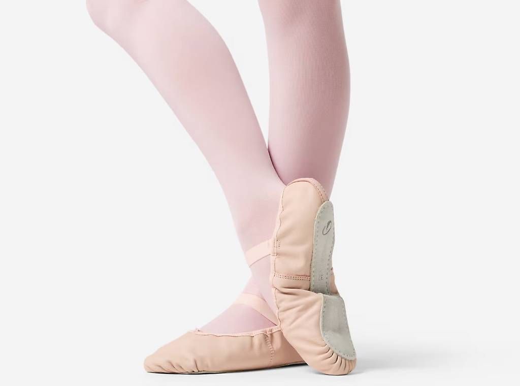 Decathlon Schuhe für Mädchen: Ballettschuhe NEU! – Gebraucht aus Zollikon von Amberina