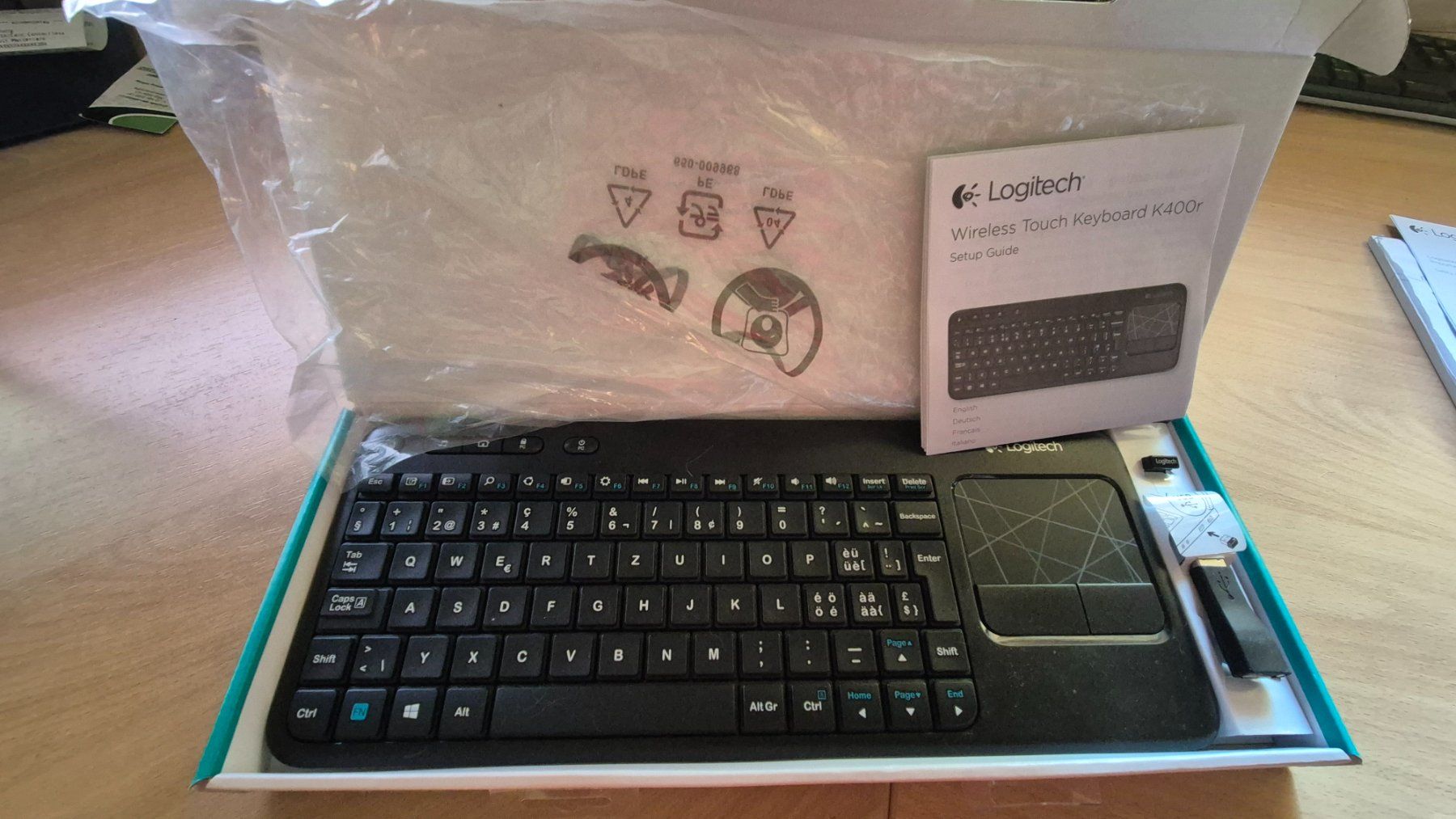 Logitech Tastiere: Logitech k400 Wireless Touch Keyboard neu – Nuovo e nell'imballaggio originale da Bichelsee venduto da mimis7772