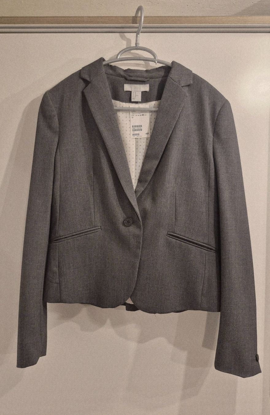 H&M Jacken: Business-Blazer, Anthrazit, H&M, Grösse 40, NEU – Neu und originalverpackt aus La Neuveville von Vestiaire_2011 2
