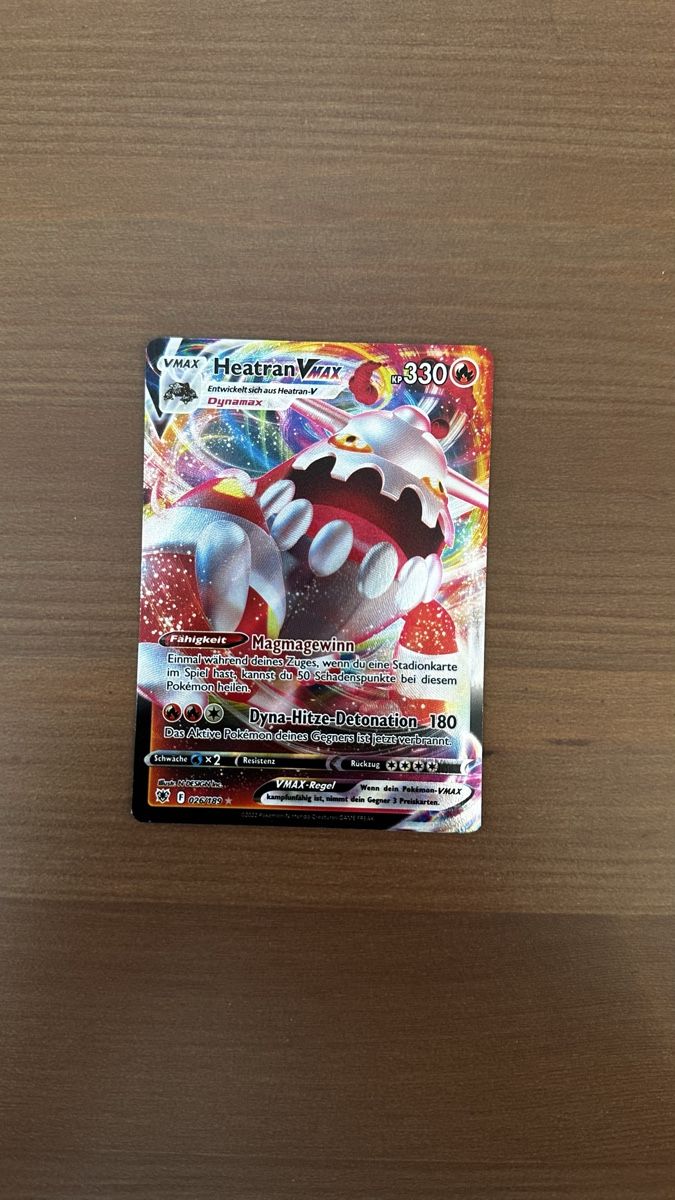 Pokémon Carte collezionabili: Heatran VMax – Usato da Zollikofen venduto da Pasfah