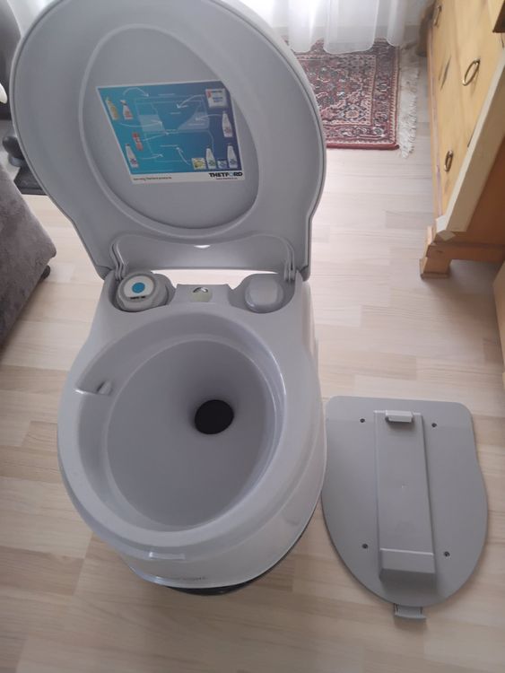 Thetford porta potti Camping Toilette mit elektro spülung Kaufen auf Ricardo