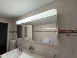 Sanitas Troesch Spiegelschrank mit Beleuchtung – 150 × 71 × 