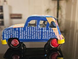 Renault R4 Spielzeugauto aus Blechdosen, Mst. ca. 1/32