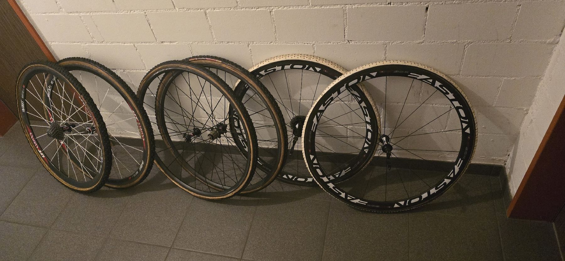 Felgen: Velo Felgen carbon tubular – Gebraucht aus Weiningen ZH von ped_fbx2