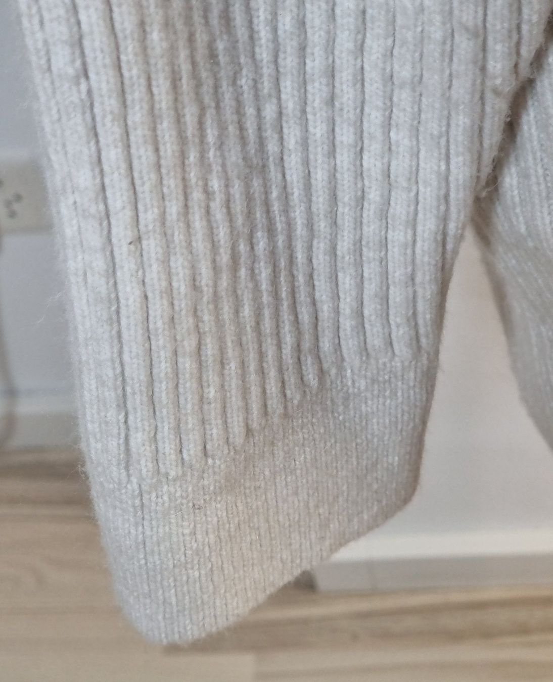 H&M Vestiti: M/L (38) 40/42 schlichtes STRICKKLEID écru / Longpullover – Usato da Dürnten venduto da Bachtelsurfer 7