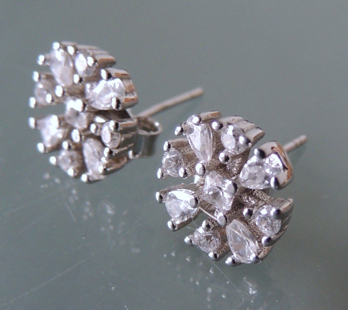 Orecchini pendenti & Orecchini a lobo: Silber 925 Ohrstecker Zirkonia 9 mm – Usato da Waldenburg venduto da schaller707 2