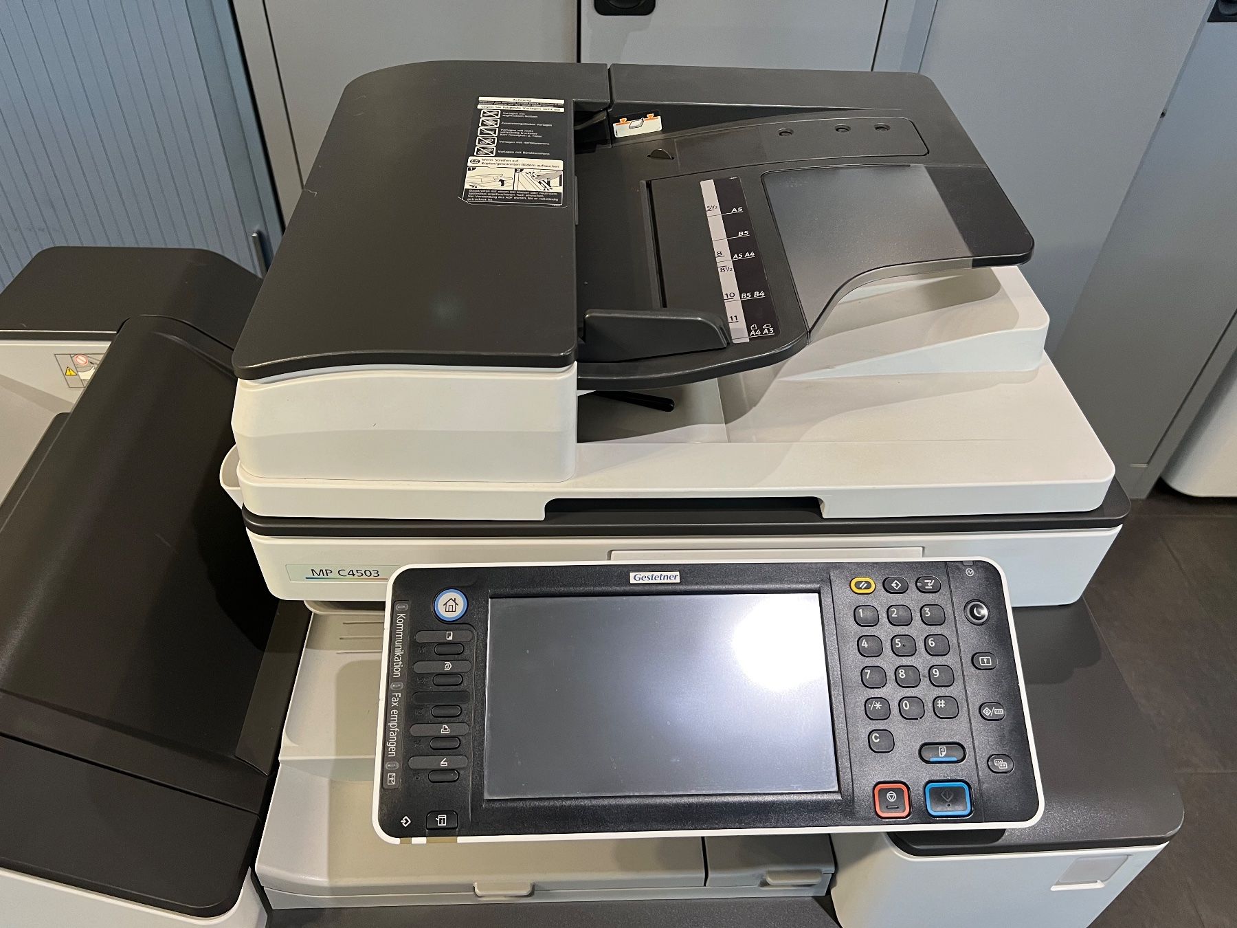 Drucker: Gestetner MP C4503 – Farb-Multifunktionsdrucker – Gebraucht aus Arnegg von tam_8b7x 2