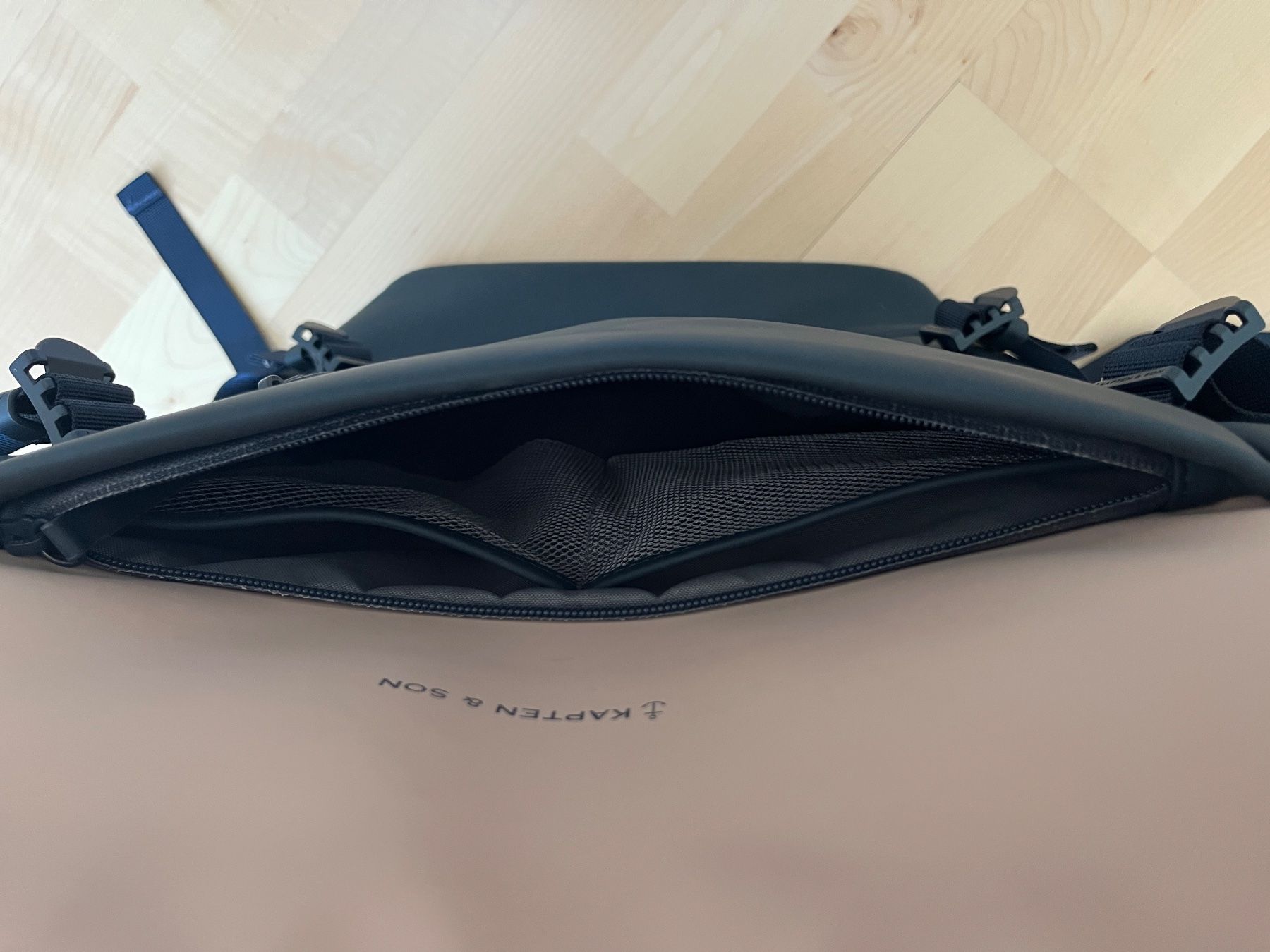 Kapten & Son Rucksäcke: Rucksack Kapten & Son Helsinki Pro – Neu (gemäss Beschreibung) aus Sarnen von m20_jv55 4