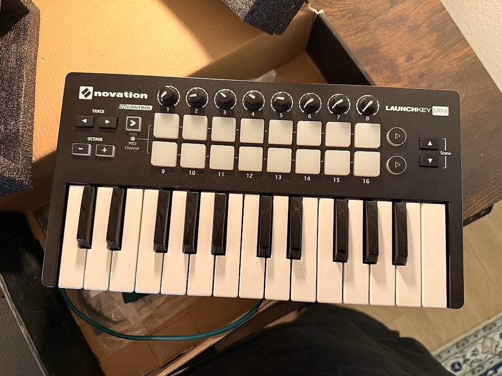 Novation Strumenti musicali: Novation Launchkey Mini MK3 – Usato da Günsberg venduto da ildierfdivad