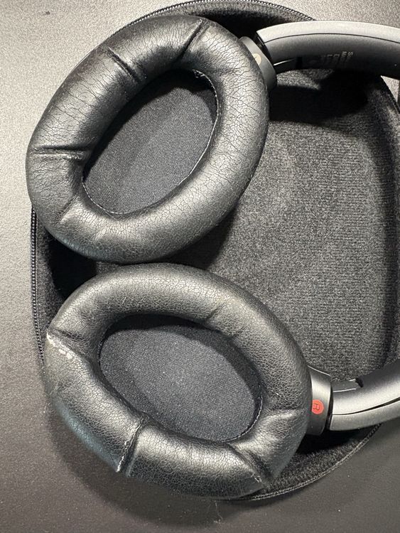 Sony Kopfhörer: Sony WH-1000XM4 Noise Cancelling Kopfhörer - Schwarz – Gebraucht aus Lyss von Klfl 1