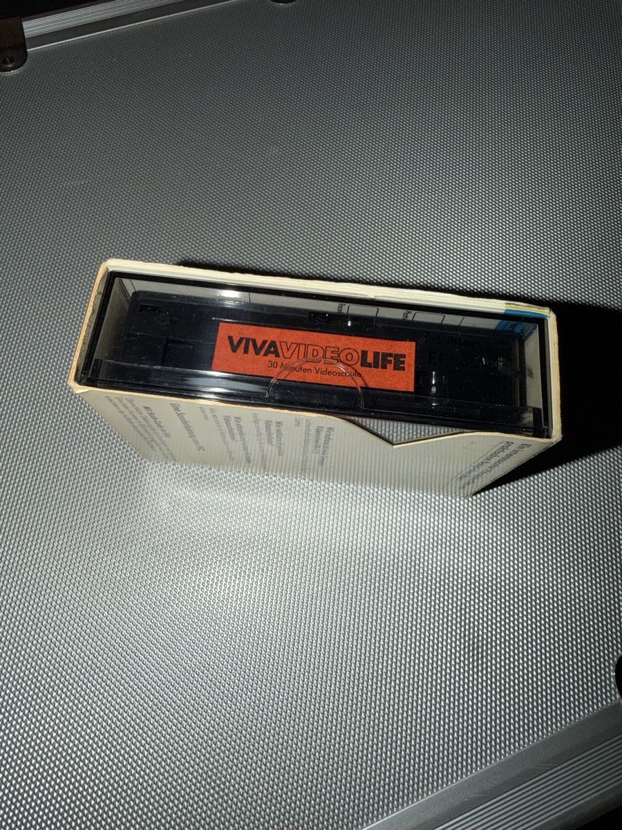 Videocamere: Videokamera VHS Groetz – Usato da Zürich venduto da CeFiVu 4