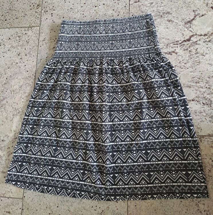 Jupe Jersey Imprimée Noir Et Blanc Hema Taille L - Occasion Très Bon état - Modèle SJ116