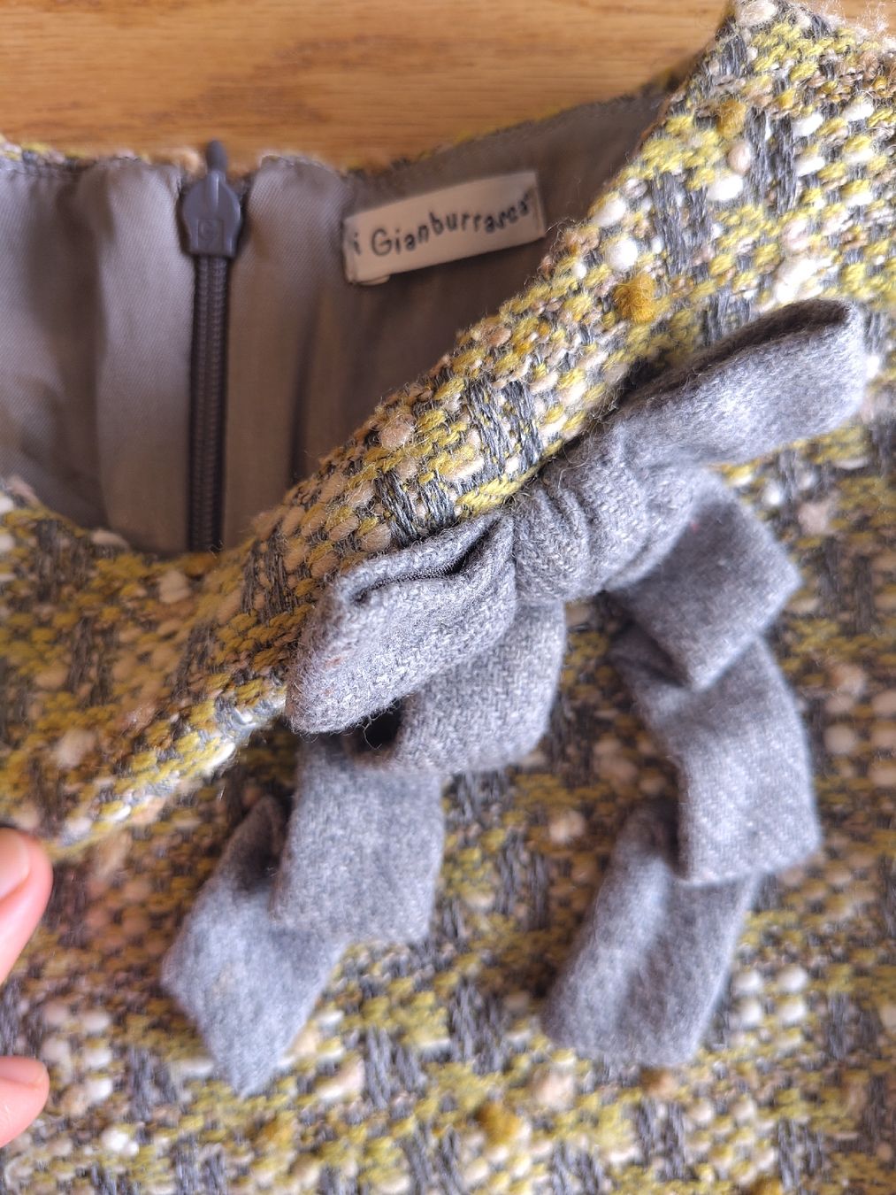 Vestiti & Gonne: Hübsches Tweed-Kleid Gr.104 – Usato da Genève venduto da Lenawi 2