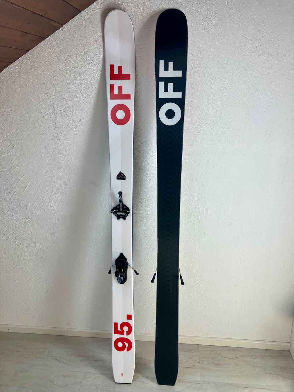 Sci: Off Ski 163cm mit Bindung und Fellen – Usato da Schiers venduto da ajdan88 1