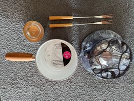 NEU Kleines Fondue Set komplett
