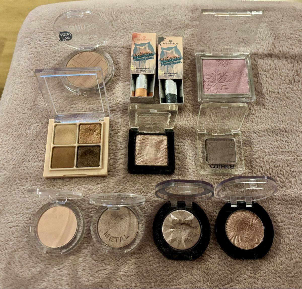 Make-up: Blush/Eyeshadow Mix verschiedene Marken – Gebraucht aus Baden von Tiffany6878 1