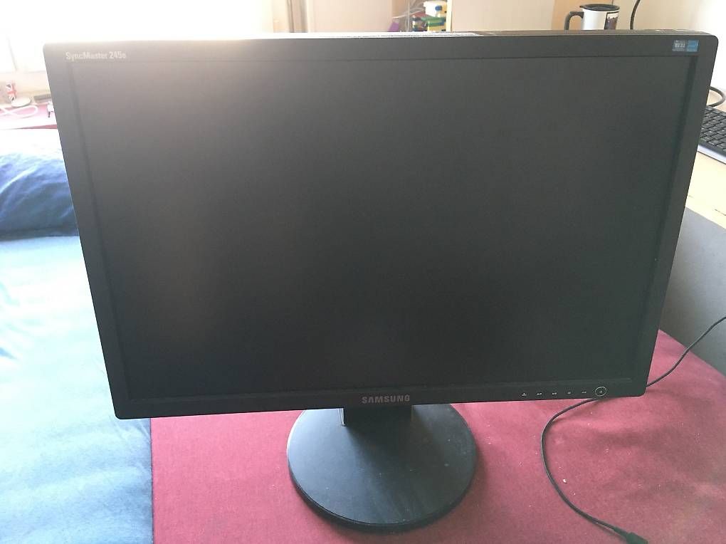 Monitor: Écran Samsung 24'' 245B – Usato da Chavannes-Près-Renens venduto da chr_h9df