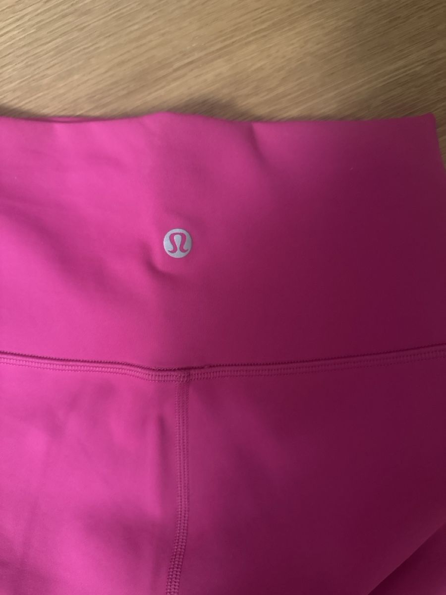Lululemon Leggings: Lululemon leggings – Nuovo (secondo la descrizione) da Binningen venduto da mar_nz5s 2