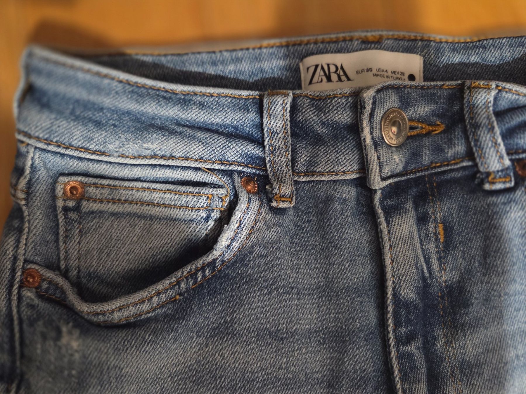 Zara Jeans: ZARA High Waist helle Jeans,Gr.36 mit Elastin – Usato da Sachseln venduto da dz1979dz 5