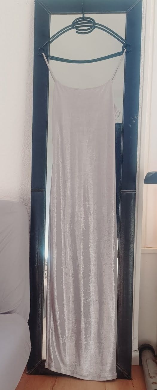 Pull&Bear Kleider: PULL & BEAR. Robe d'été argentée NEUVE Taille S (34/36) – Neu und originalverpackt aus La Chaux-de-Fonds von jen_h95m 1