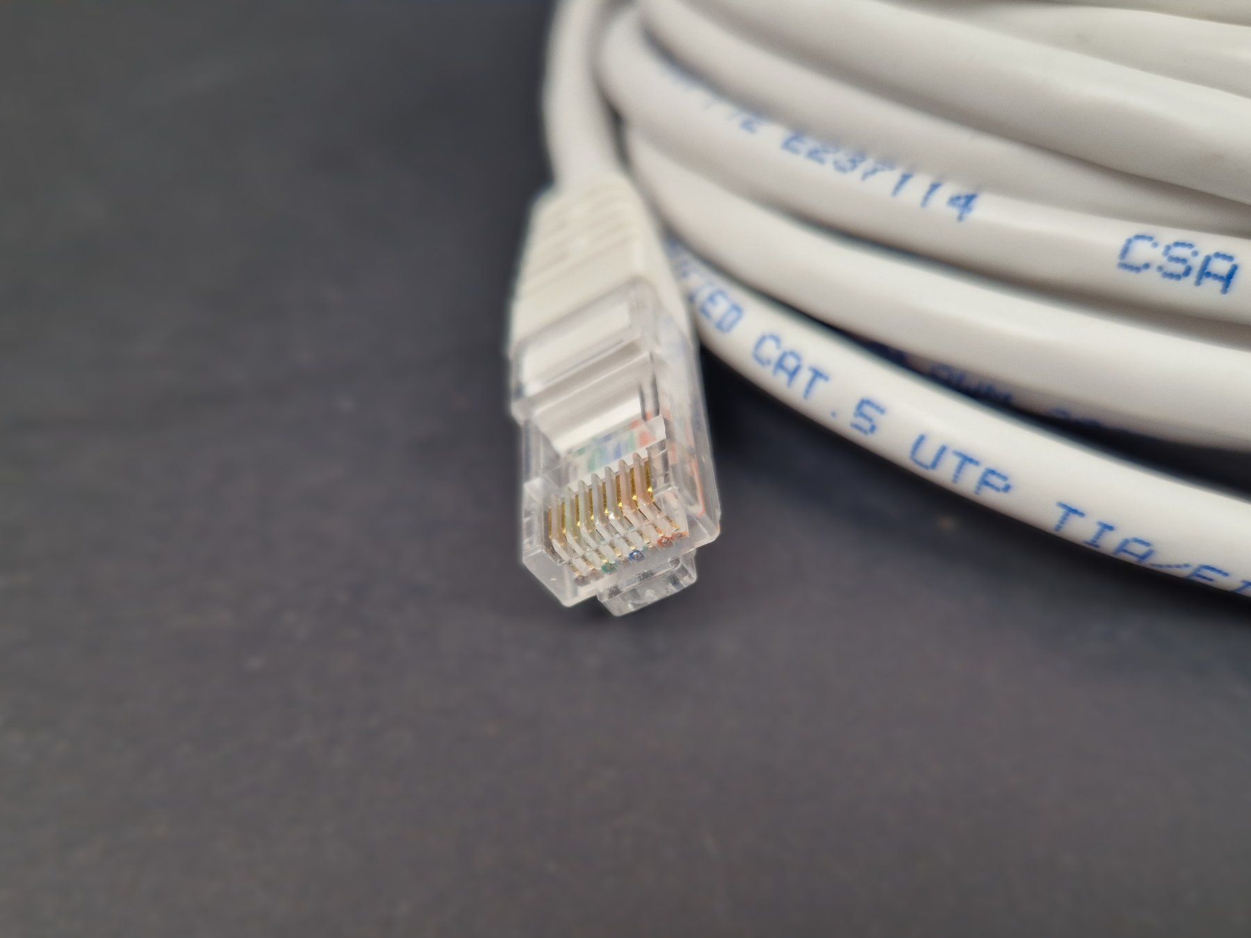 Cavi: Ethernet Kabel von CABLETECH, Cat 5 UTP 4 Meter Weiss – Nuovo (secondo la descrizione) da Basel venduto da Restwert_Basel 2