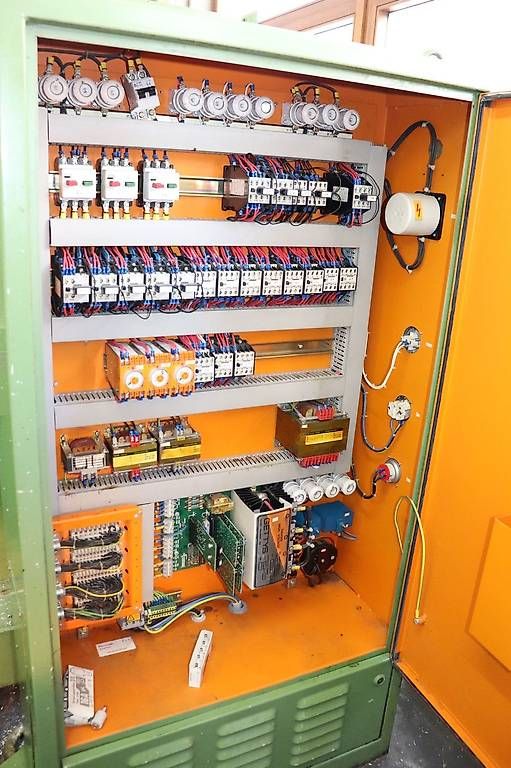 Tutte le macchine: Fräsmaschine SHW UF21 – Usato da Seedorf UR venduto da GIPO_GISLER_POWER_AG 4
