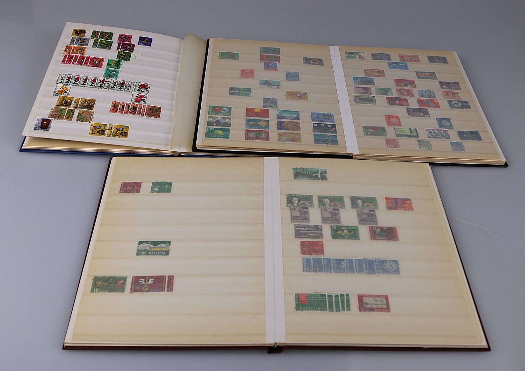 Album: 3 Briefmarkenalben – Usato da Volketswil venduto da brockipfannenstil 3