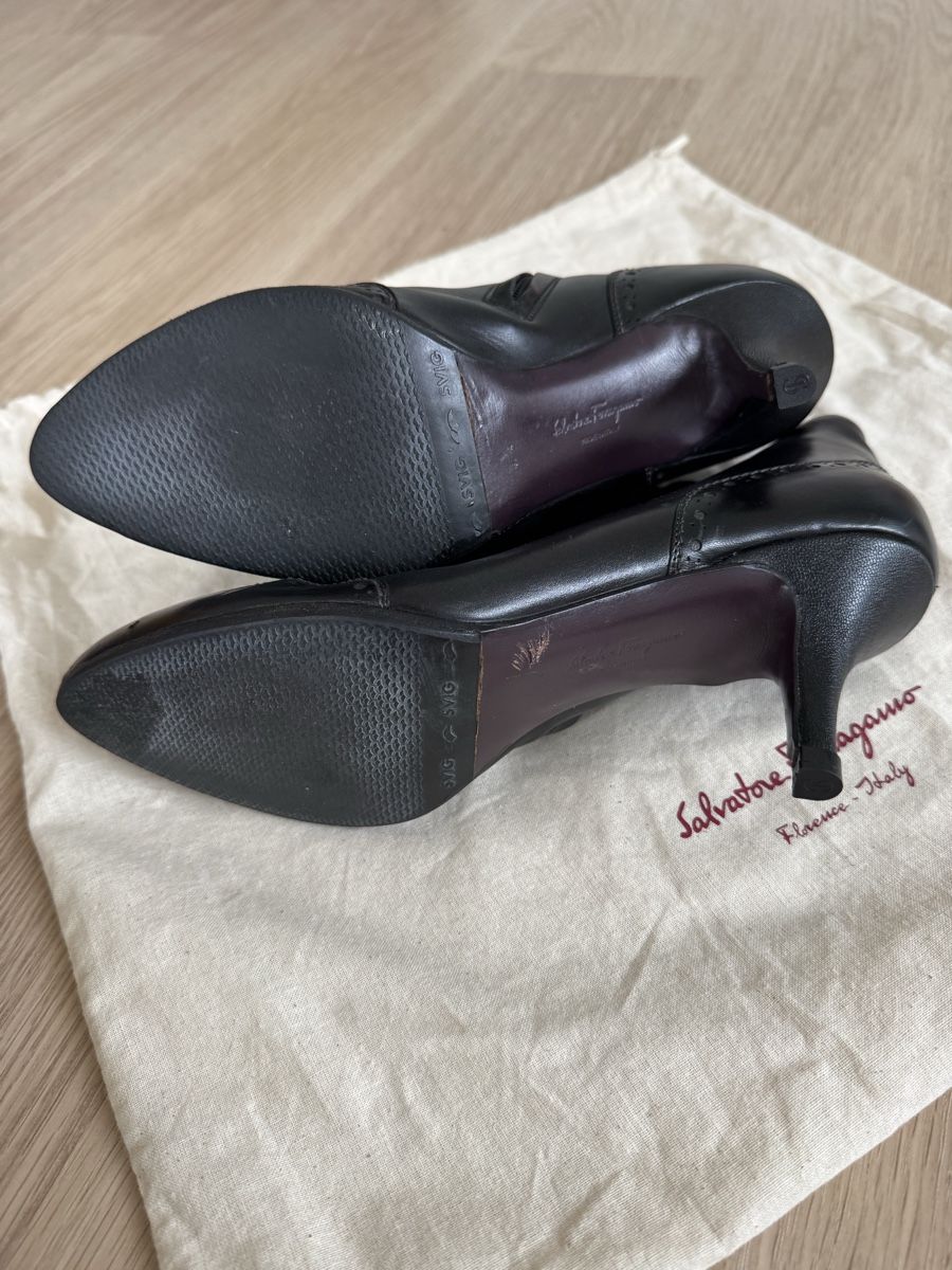 Salvatore Ferragamo Chaussures femmes: Stiefeletten von Ferragamo, Grösse 39,5 – D'occasion à Killwangen par was.sharp 4