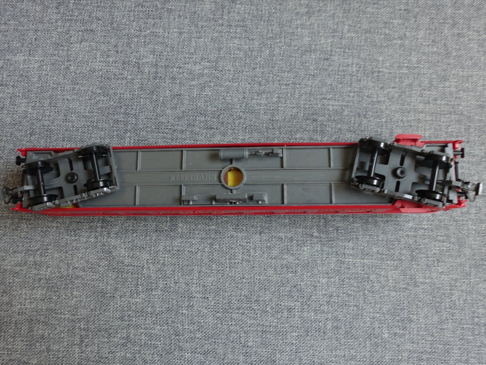 Kleinbahn Modelleisenbahnen: KLEINBAHN No. 392 SBB Speisewagen Dr4 – Gebraucht aus Wallbach von Sarrows 3