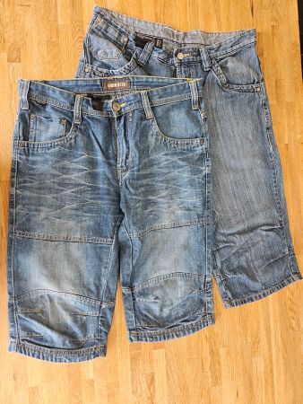 Shorts Jeans-Hosen / Bermuda (2 Paar) Gr. 50 + 52 Herren