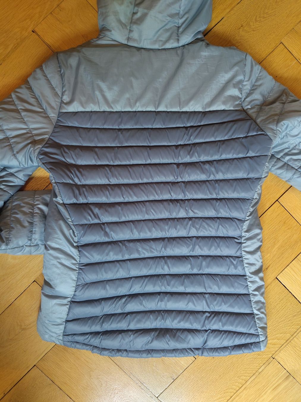 Decathlon Jacken: Daunenjacke – Gebraucht aus Bern von Linii 1