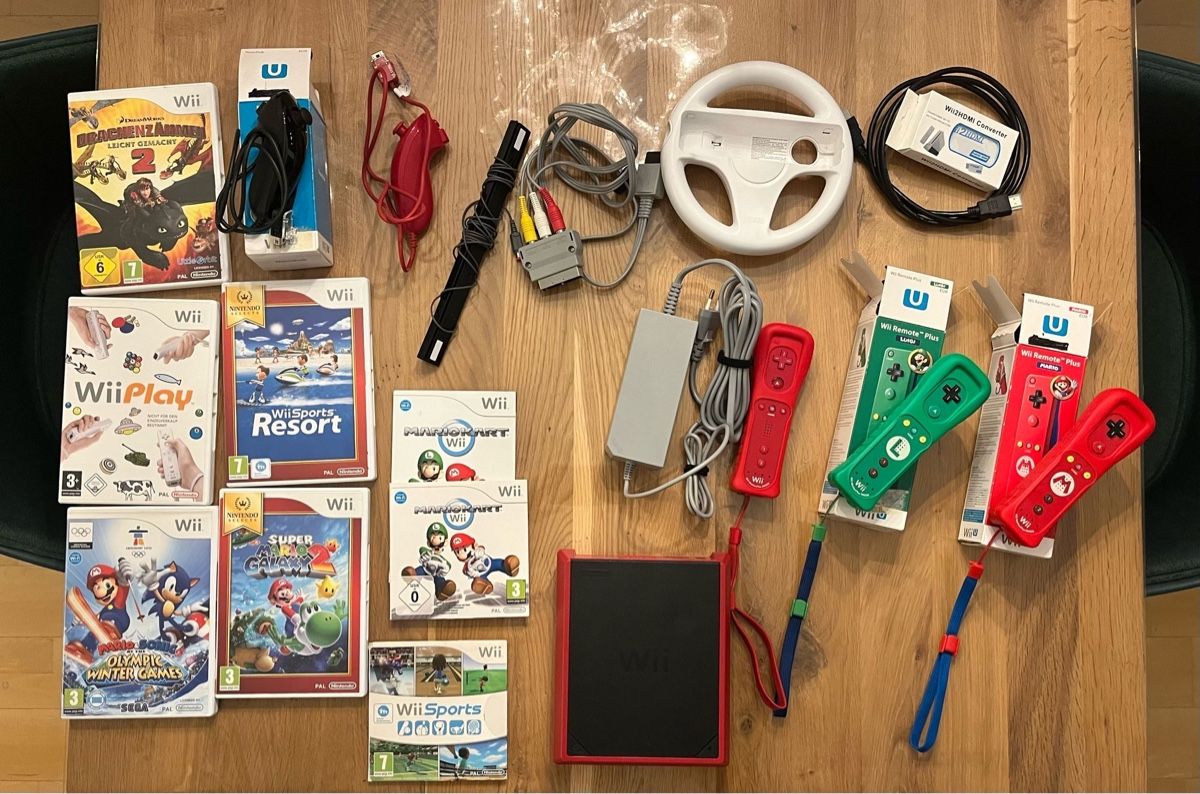 Nintendo Konsolen: NINTENDO WII MINI COMPLETE  – Gebraucht aus Au Zh von  2