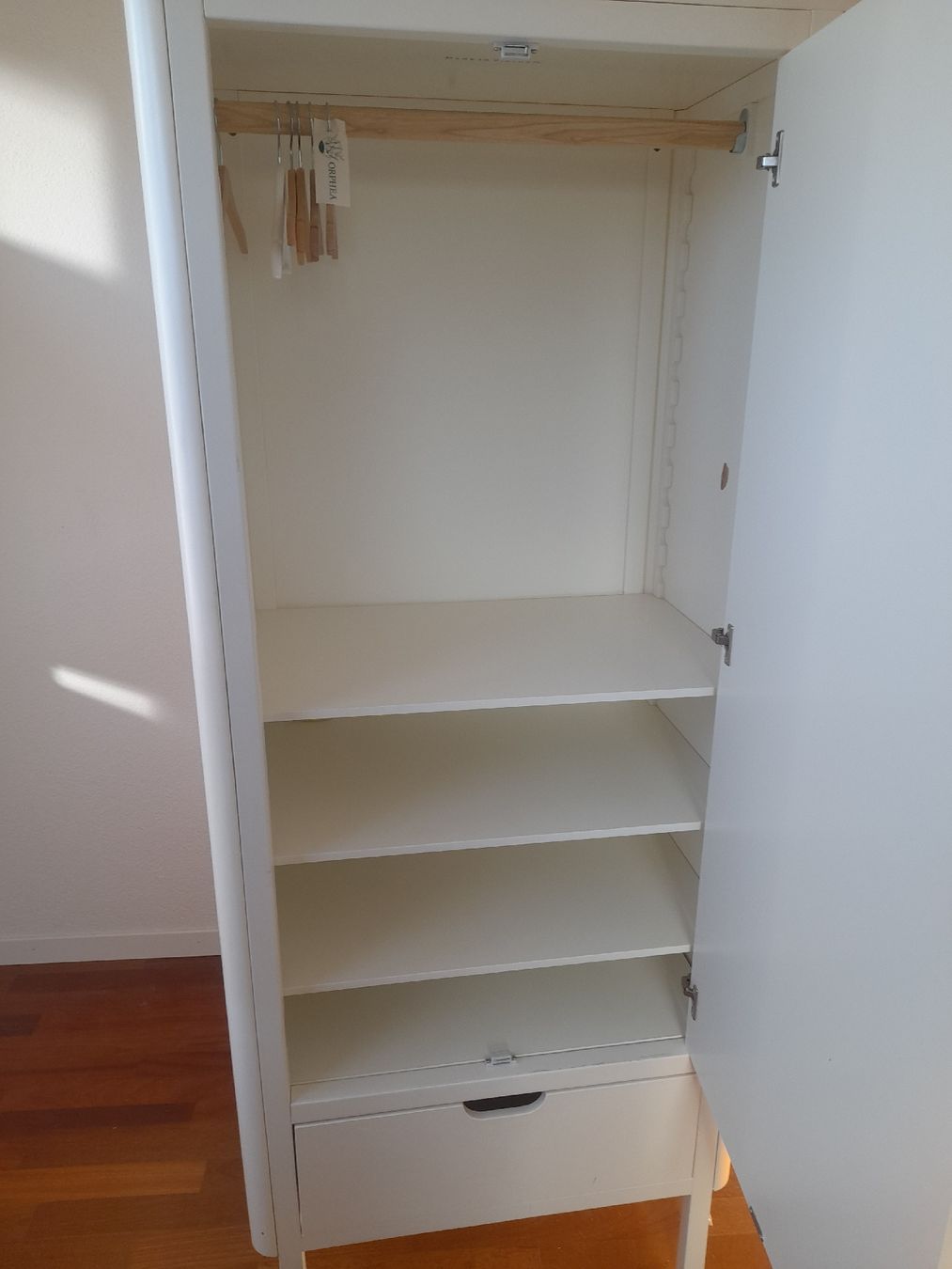 Armadi: sebra Kleiderschrank – Usato da Glattbrugg venduto da B_B