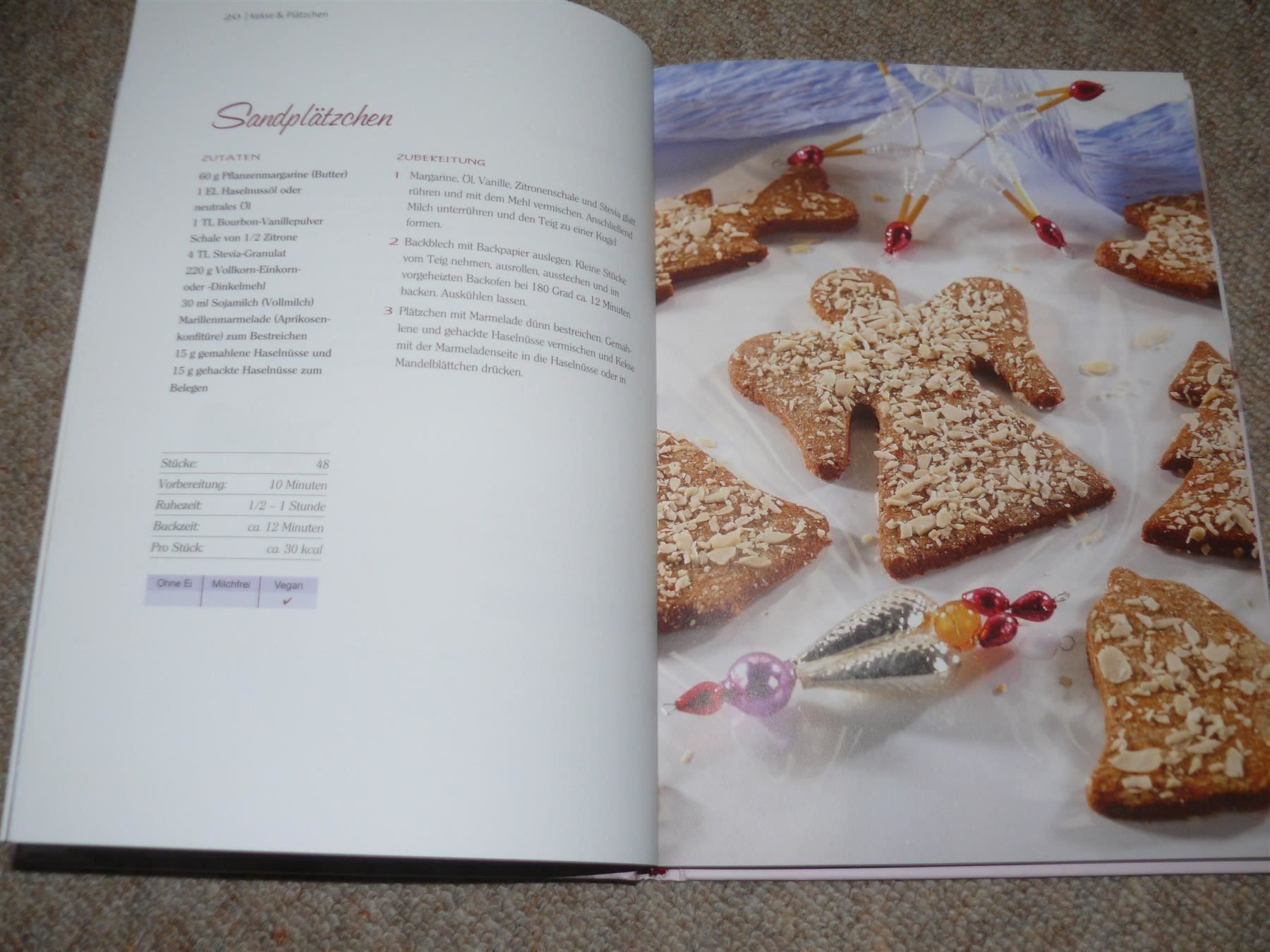 Libri: Das STEVIA Weihnachtsbackbuch / 2012 - natürlich süßen – Usato da Muttenz venduto da Negnuja 1