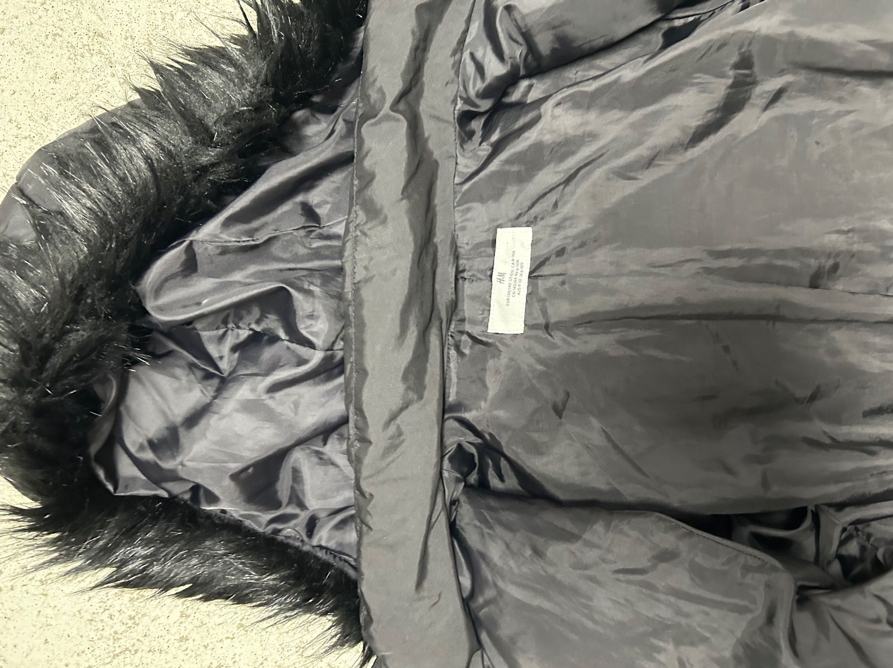 C&A Giacche & Cappotti: Warme Winterjacke schwarz 134/140 – Usato da Rupperswil venduto da Tschanz02 2