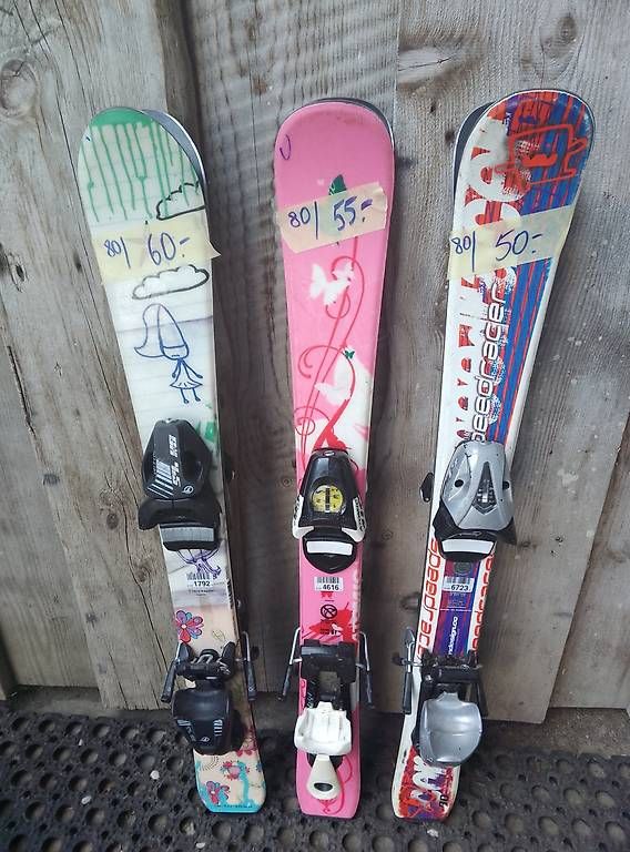 Skis: SKIS FREESTYLES  – D'occasion à Leysin par Liquidation-404 1